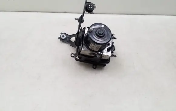 Opel Zafira B ABS Pump 13213608