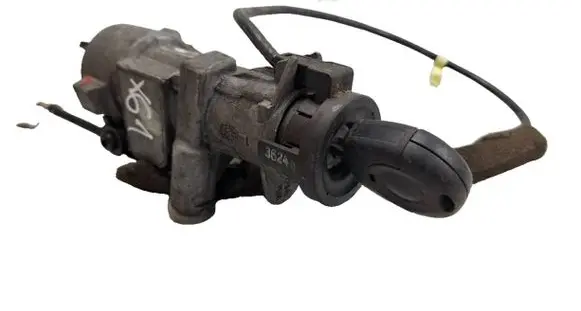 Audi A4 S4 B6 8E 8H Ignition lock 4B0905851B