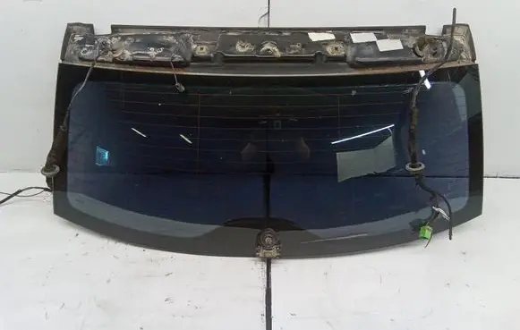 Volkswagen Touareg I Opening tailgate glass 