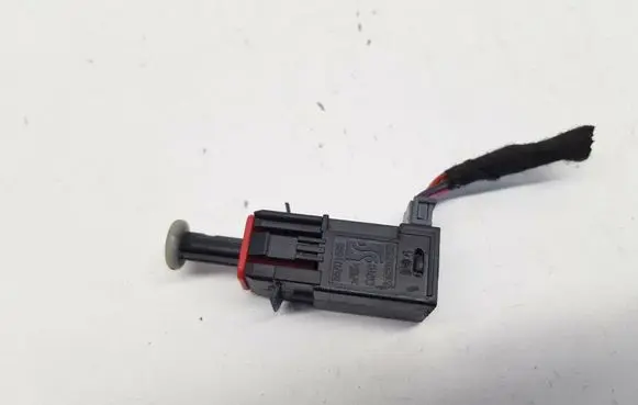 Clutch pedal sensor