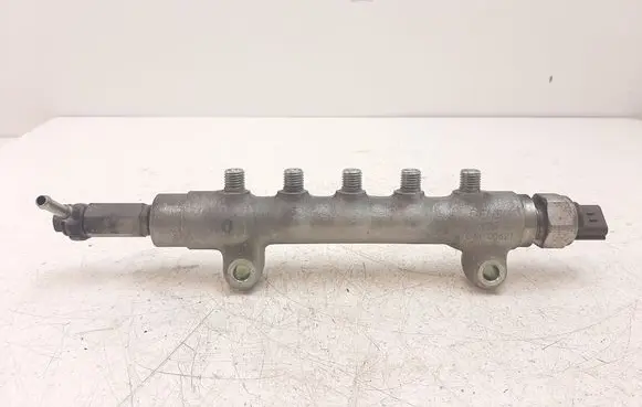 Subaru Outback Fuel main line pipe 119004K00621 613103K26