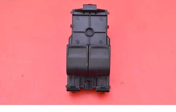 Toyota Aygo AB10 Electric window control switch 193114