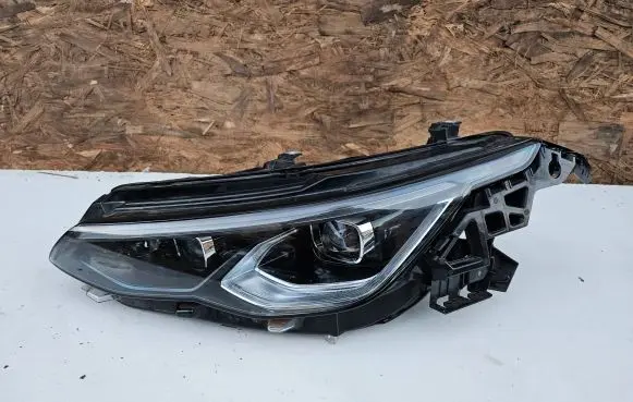 Volkswagen Golf VIII Headlight/headlamp 5H1941059C