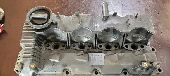 Mazda 6 Rocker cam cover R2AA10220 S5209