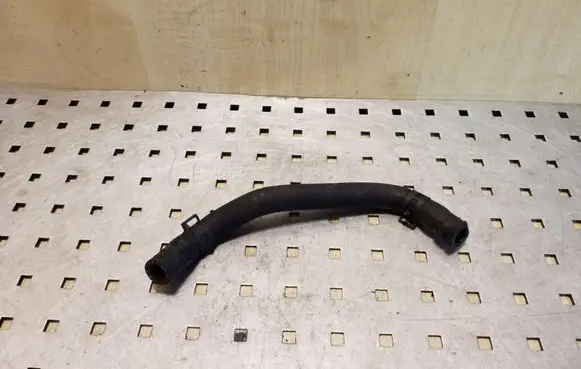 Toyota Land Cruiser (J120) Engine coolant pipe/hose