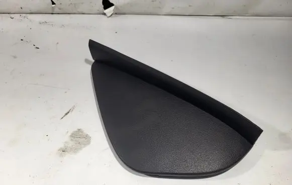 Dashboard side end trim