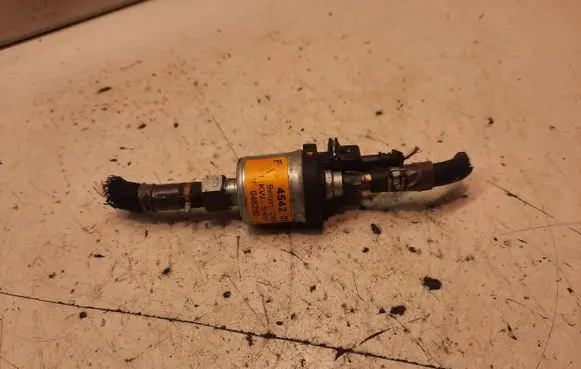 Toyota RAV 4 (XA30) Webasto auxiliary heater fuel pump 048280 22454201