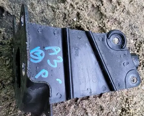 Audi A3 S3 8P Quarter panel pressure vent 