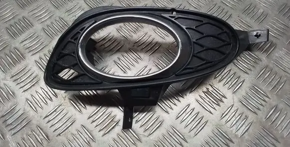 Mercedes-Benz CLS C219 Front fog light trim/grill A2198850923