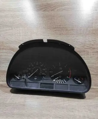 BMW 5 E39 Speedometer (instrument cluster) 6907019 110008735 62116907019