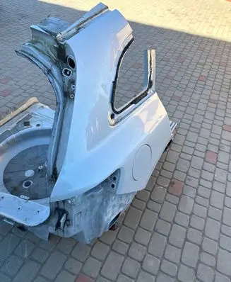 Renault Koleos II Rear quarter panel 