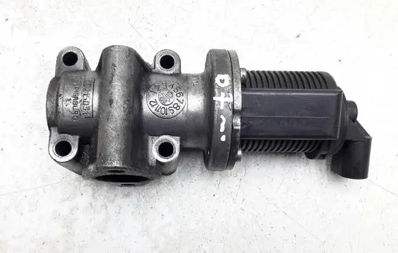 Opel Zafira B EGR valve cooler 55215031