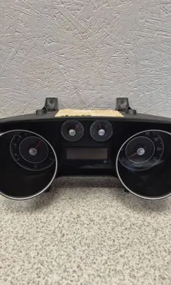 Fiat Punto Evo Speedometer (instrument cluster) 503003061100 5550030617 51840520
