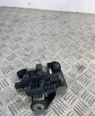Coolant heater control valve