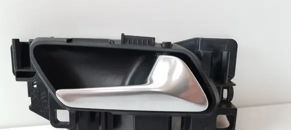 Opel Grandland X Front door interior handle 311337