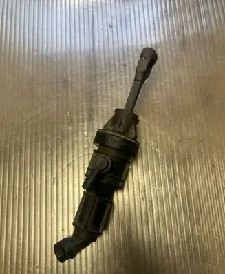 Mitsubishi ASX Clutch master cylinder MN100486 070518