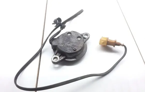 Volvo S40, V40 Camshaft position sensor 9143648 0232101029