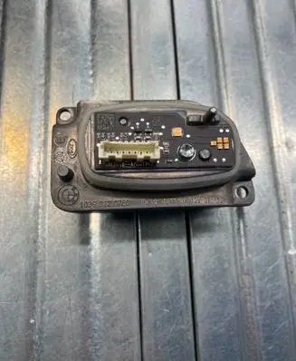 BMW 5 G30 G31 G38 LED ballast control module 10390120780