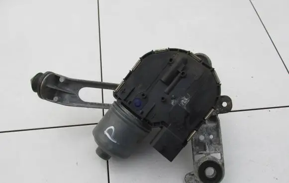 Ford Focus Wiper motor BM5117504BM S3667 0390248181