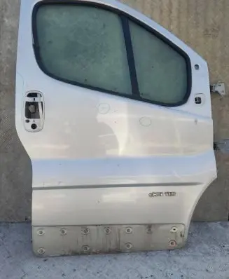 Renault Trafic II (X83) Front door