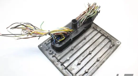 Ford Focus Engine control unit/module 4S6112A650SA
