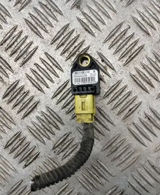 Dodge Durango II Airbag deployment crash/impact sensor p05084000aa 48750F
