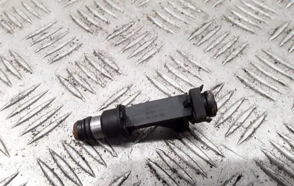Suzuki Forenza Fuel injector 96334808 25332290