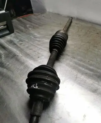 BMW X5 E53 Front driveshaft