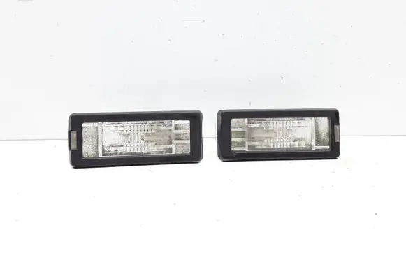Renault Captur Number plate light 8200013577