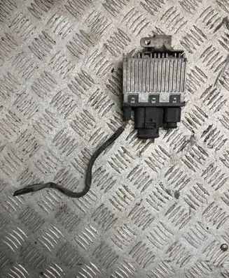 Audi A4 S4 B7 8E 8H Coolant fan relay 8E0959501P