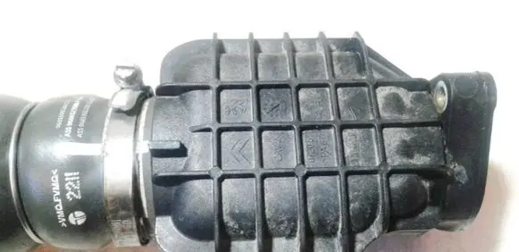 Citroen Berlingo Intercooler hose/pipe 9687261180