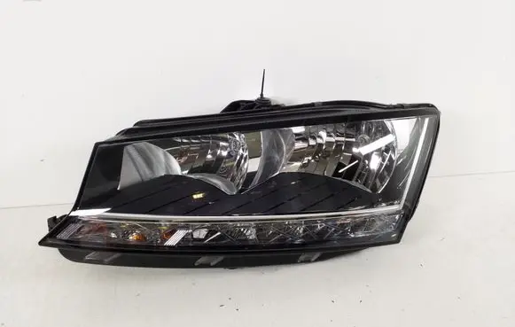 Skoda Fabia Mk4 (6VA) Headlight/headlamp 6V1941015D