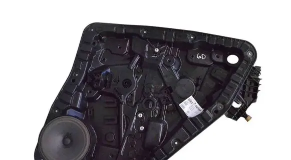 Rear window lifting mechanism without motor
