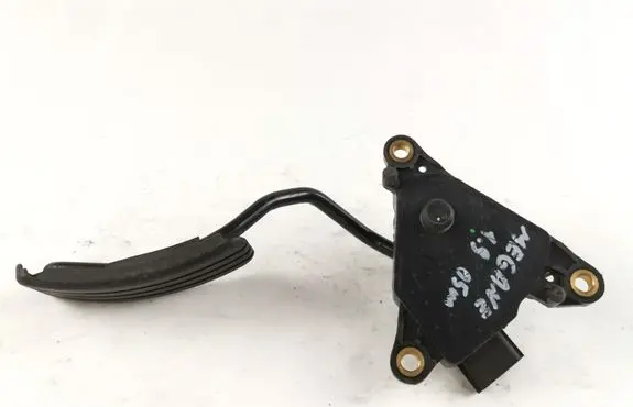 Renault Megane II Accelerator throttle pedal 8200153268