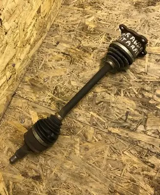 Suzuki Grand Vitara II Front driveshaft