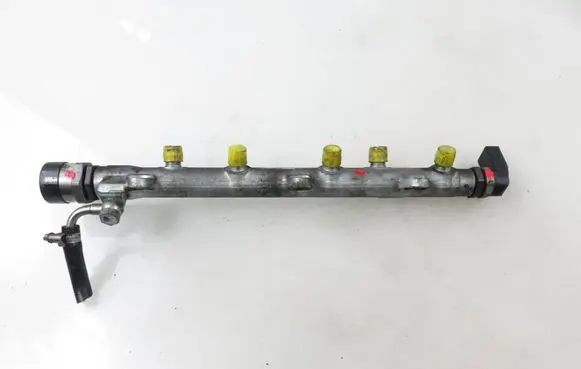 BMW 5 E60 E61 Fuel main line pipe 0281002481 0445214030 7787164