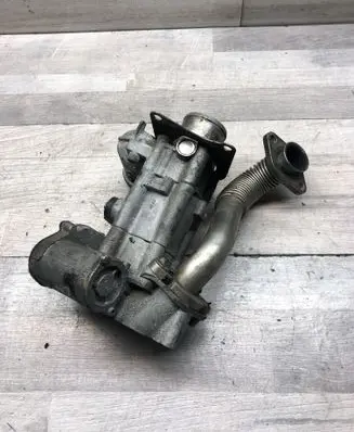 Nissan Qashqai EGR valve H8200330812 8200330810 0281002681