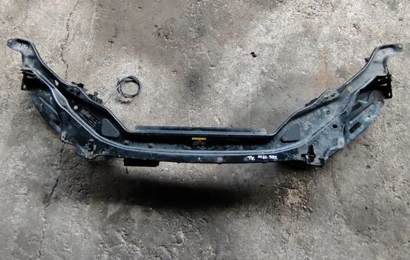 Volvo XC60 Radiator support slam panel 