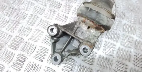 Volvo S60 Engine mount bracket 9485551