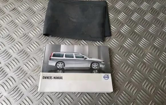 Volvo XC70 User manual