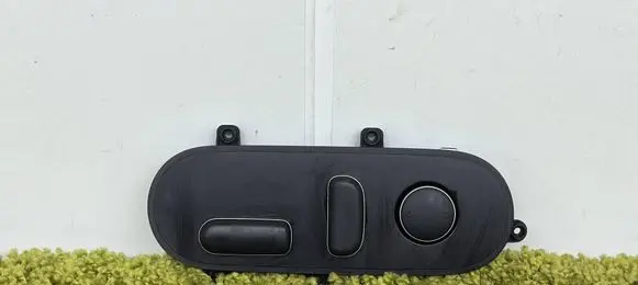 Hyundai Ioniq 5 Seat control switch 88070-gi100