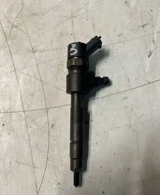 Opel Vectra C Fuel injector 0445110165