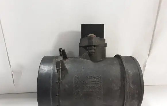 Audi A6 S6 C5 4B Mass air flow meter 0281002429 059906461B