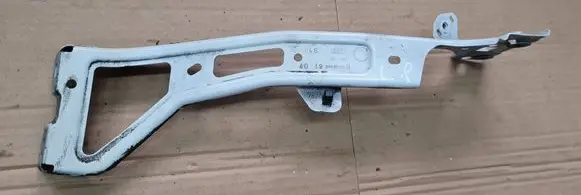 Audi A5 Fender mounting bracket 8W6821131B