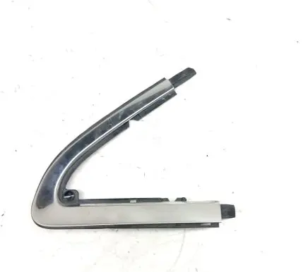Jeep Grand Cherokee Rear side glass trim 