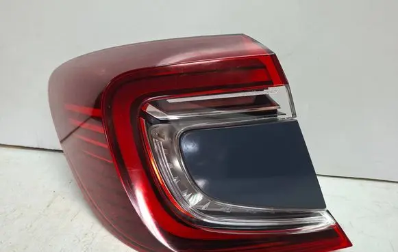 Renault Captur II Rear/tail lights S27612702 265558746R