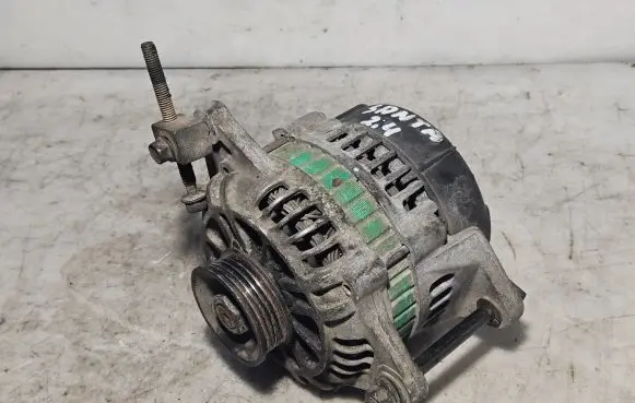 Hyundai Santa Fe Generator/alternator 3730038700