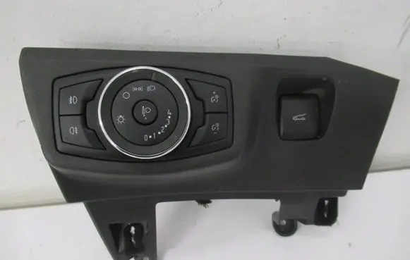 Ford Mondeo MK V Light switch