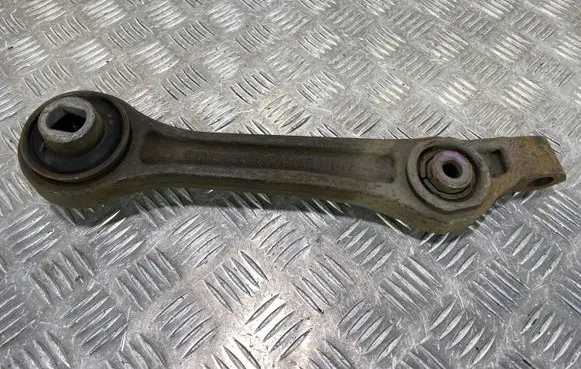 Chrysler 300 - 300C Front control arm