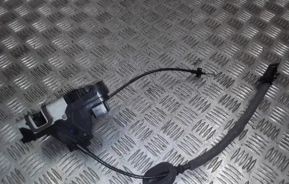 Ford Fiesta Front door lock h1baa21813tb
